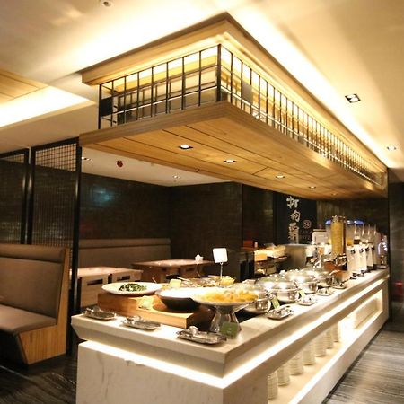 Hotel Midtown Richardson - Kaohsiung Bo'Ai Esterno foto