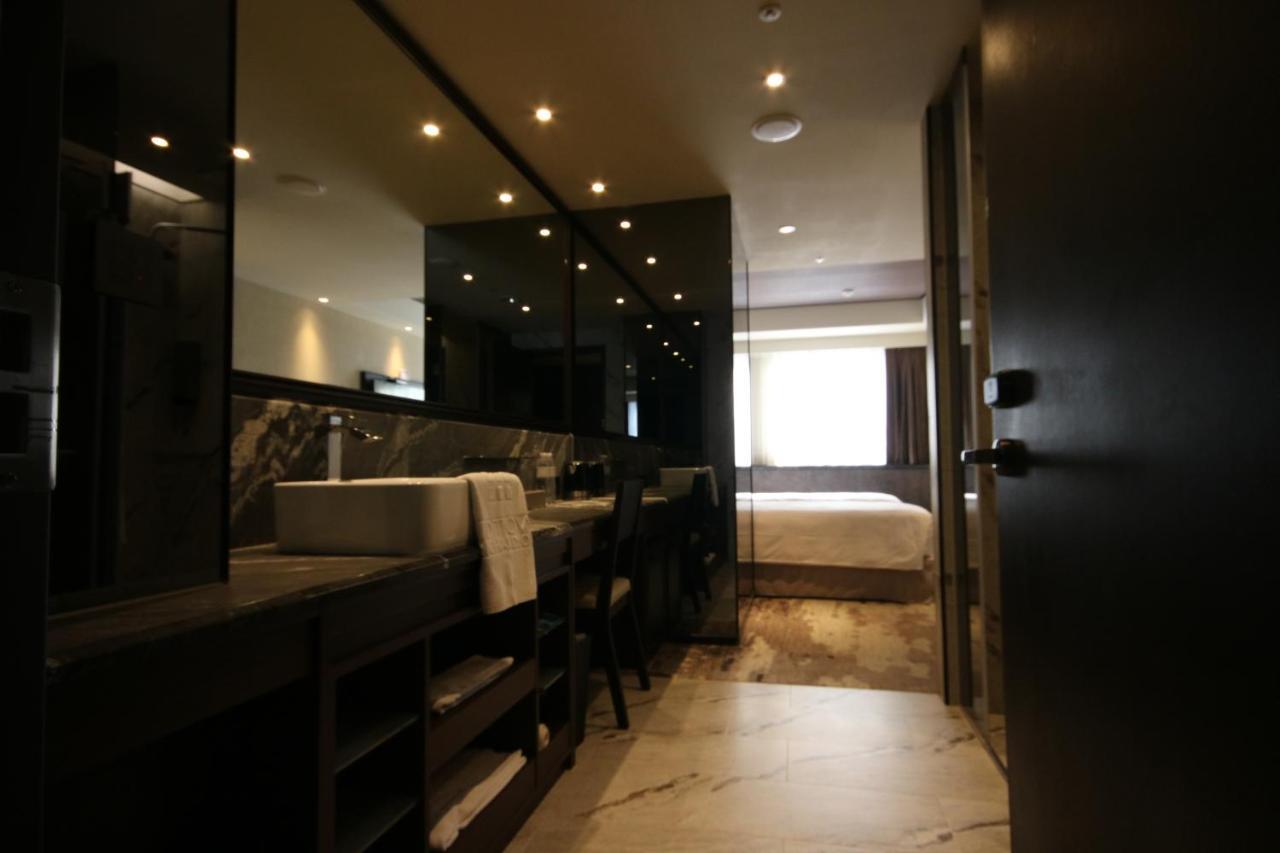 Hotel Midtown Richardson - Kaohsiung Bo'Ai Esterno foto