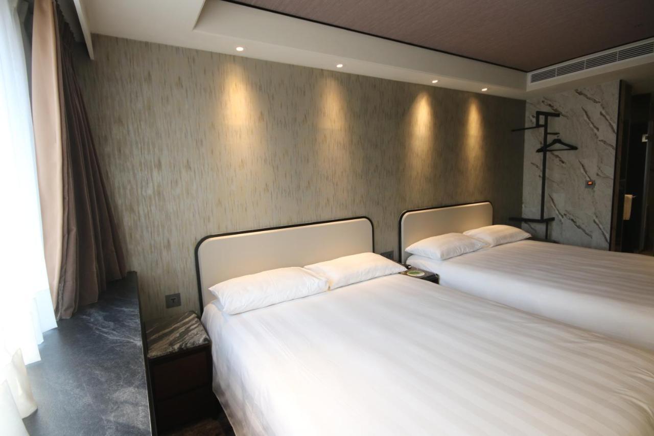 Hotel Midtown Richardson - Kaohsiung Bo'Ai Esterno foto