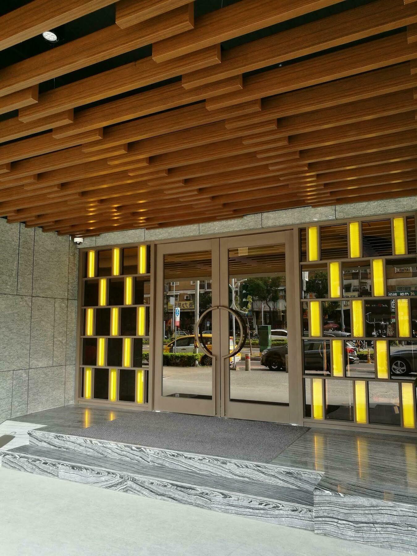 Hotel Midtown Richardson - Kaohsiung Bo'Ai Esterno foto